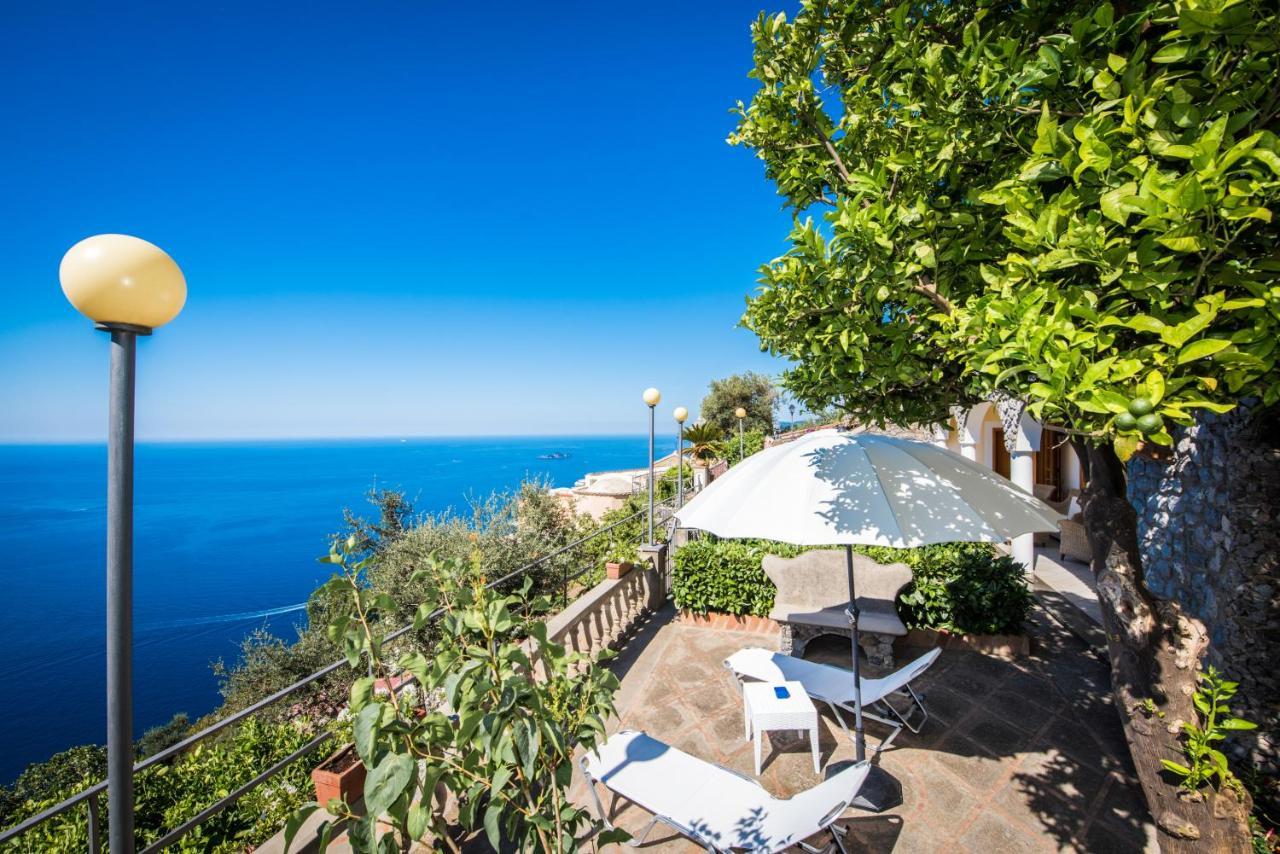 Villa Savina - Elegant Family Villa Overlooks Amalfi Coast - Positano Esterno foto